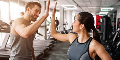 Assicurazione complementare SANA Assicurazione complementare ambulatoriale SANA - i contributi al vostro abbonamento fitness, le sedute di massaggio, i controlli annuali (anche presso il ginecologo), i costi del naturopatico/medico e i rimedi della medicina complementare (medicina alternativa) sono coperti dalla SANA di Helsana.