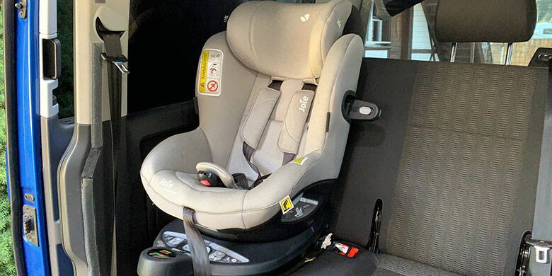 Joie i-Spin 360 Wettbewerb Schwangerschaftskalender – Melden Sie sich jetzt für unseren kostenlosen wöchentlichen Schwangerschaftsnewsletter an und gewinnen Sie mit etwas Glück einen superpraktischen Autokindersitz Joie i-Spin 360 in Wunschfarbe, gesponsert von der Firma Joie Baby Schweiz.