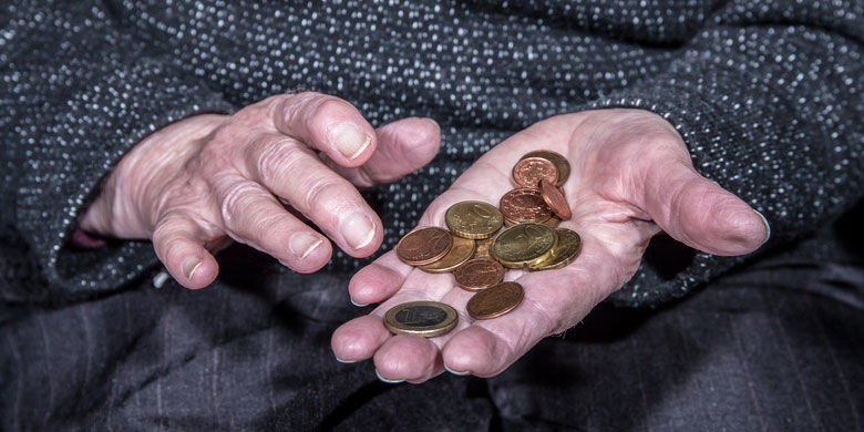 Existenzminimum Grosseltern im Familienalltag. Sie hüten Kinder oder packen an, wo gerade Not am Mann ist. Dies ermöglicht Eltern, Job und Familie unter einen Hut zu bringen. Grosseltern sind meistens bis ins hohe Alter kerngesund, unternehmungsfreudig, geistig fit und engagieren sich noch lange nach der Pensionierung.