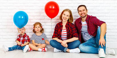 PRO LIFE Quelle est la meilleure façon d'adhérer à l'association familiale PRO LIFE ? Qu'est-ce que PRO LIFE et quels services l'association fournit-elle à ses membres ? Rabais de prime, mandats d'assurance habitation, services dentaires, offres familiales sous forme de bons d'achat et aide financière. En savoir plus à ce sujet :