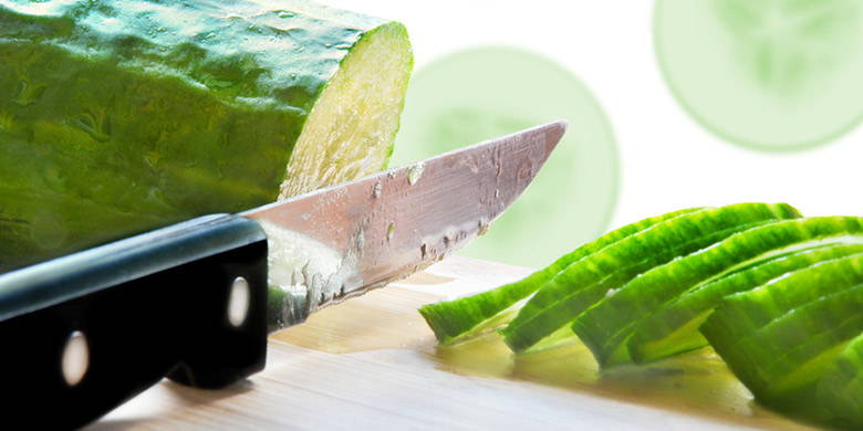 Maschera al cetriolo Blog gravidanza - maschere facciali fatte in casa. Crea i tuoi prodotti di bellezza - il programma spa per la tua casa. La maschera al cetriolo per una carnagione chiara. Grazie al suo elevato contenuto d'acqua, fornisce alla pelle un'idratazione ottimale. Il quark incluso garantisce un'alimentazione ottimale.