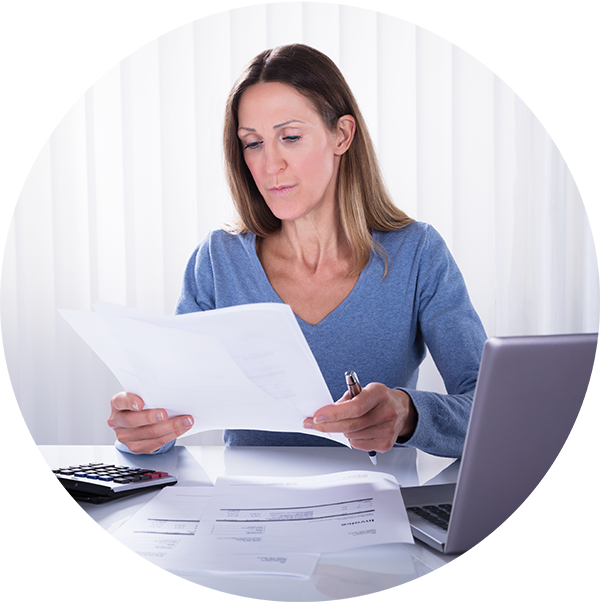 Versicherungsberatung Einzelpersonen Kundenstimme Beratung Einzelpersonen oder Familien – «Ich und Versicherungen… Wir werden nie Freunde! Aber zum Glück habe ich endlich eine Ansprechperson gefunden, die alles für mich erledigt.»