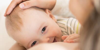 Stillen am Arbeitsplatz Herzensspende – Gesetzliche Grundlagen sowie Informationen über das Stillen am Arbeitsplatz für Schweizer Arbeitnehmerinnen.