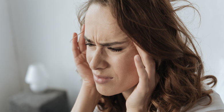 Erschöpfungsdepression Depression – wenn plötzlich nichts mehr geht. Sicher kennt jede Mutter Zeiten, in denen sie sich erschöpft und müde fühlt. Der Antrieb für Neues fehlt, und nur schon kleine Dinge zu erledigen verlangt enorm viel Energie. Das Herumtollen und Schreien der Kinder bringt das Fass schlussendlich zum Überlaufen.