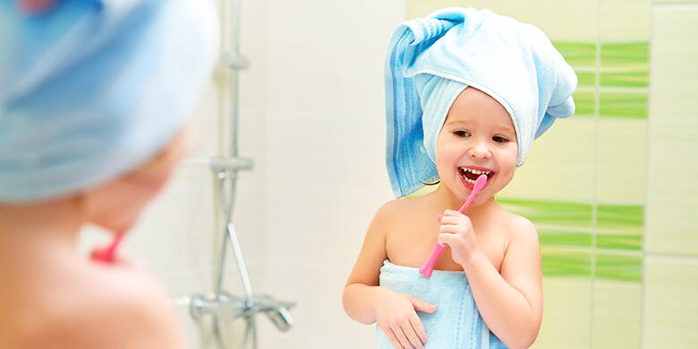 günstige Familienkrankenkasse mit exklusiven Mehrleistungen Günstige Krankenkasse für Familien mit exklusiven Zusatzleistungen. Sie suchen eine günstige Krankenkasse, sind jedoch nicht bereit auf erstklassige Leistungen zu verzichten? Ihnen ist eine persönliche Ansprechperson lieber als eine endlosen Warteschlaufe zu landen? Wir haben die Lösung für Sie!