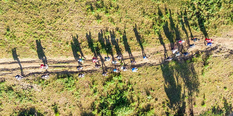 4M Switzerland – XCC Character Challenge 4M Suisse - XCC Character Challenge. Dans le désert, partir vers l'inconnu avec un groupe d'hommes de confiance à vos côtés, préparés pour rien mais préparés pour tout. Le XCC Xtreme Character Challenge a pour but de renforcer l'ensemble du système pendant les journées d'aventure