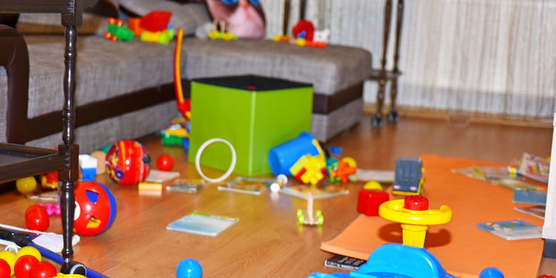 überforderte Eltern Kinder brauchen von Ihren Eltern Zeit und Zuwendung. Der Wunsch nach Nähe und Zärtlichkeit ist bei jedem Kind unterschiedlich. Oft fehlt Eltern die Geduld, auf diese Bedürfnisse einzugehen. Wenn die Kinder Aufmerksamkeit brauchen, haben diese keine Zeit und werden abgewiesen oder auf später vertröstet.