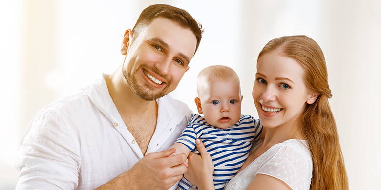 günstige und leistungsstarke Familienversicherung mit zusätzlichen Direktzahlungen an die Versicherten Auf der Suche nach einer günstigen & leistungsstarken Familienversicherung mit zusätzlichen Direktzahlungen an die Versicherten? Welche Krankenkasse ist die beste? Ein Krankenkassenvergleich ist nicht einfach, da die Leistungen bei den Krankenkassen in den Zusatzversicherungsprodukten versteckt sind