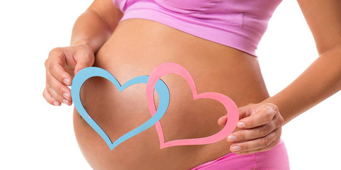 33. Schwangerschaftswoche 33. Schwangerschaftswoche.  Eine Mehrlingsschwangerschaft belastet den Körper der werdenden Mutter mehr, daher sprechen Ärzte von einer Risikoschwangerschaft. Schwangere, die mehr als ein Kind erwarten, werden engmaschiger überwacht und zu mehr Kontrollterminen aufgeboten.