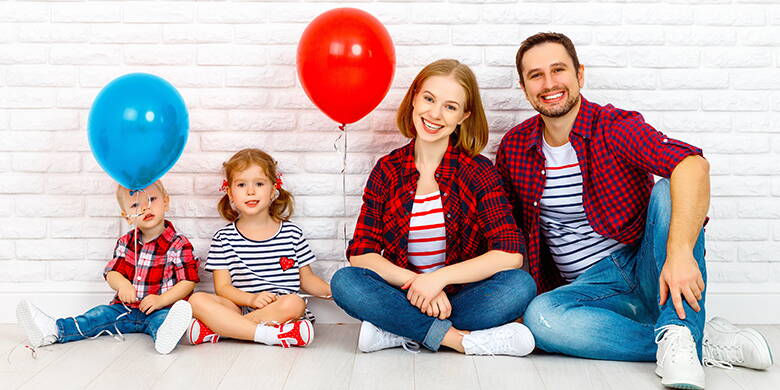 PRO LIFE Qual è il modo migliore per entrare a far parte dell'associazione familiare PRO LIFE? Che cos'è PRO LIFE e quali sono i servizi che l'associazione fornisce ai suoi membri? Sconti sui premi, mandati per assicurazioni di proprietà, servizi odontoiatrici, offerte per famiglie sotto forma di buoni e assistenza finanziaria. Per saperne di più: