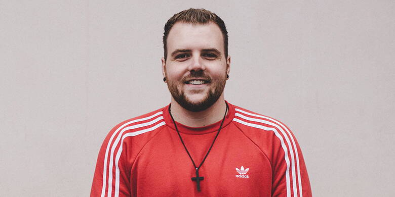 Gian-Andri Winzeler L’enthousiasme et la joie. C’est avec ces deux mots que je souhaite d’abord décrire mon séjour chez PRO LIFE. Bonjour, je m’appelle Gian-Andri Winzeler. J’ai le plaisir aujourd’hui de vous raconter mon expérience et comment j’ai trouvé le chemin de l’association familiale PRO LIFE. En septembre 2020, j’ai commencé une formation dans l’École biblique Go4it de Burgdorf (BE).