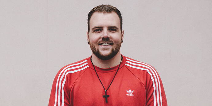 Gian-Andri Winzeler Begeisterung und Freude. Mit diesen beiden Stichwörtern möchte ich meine Zeit bei PRO LIFE zuallererst einmal beschreiben. Hallo, mein Name ist Gian-Andri Winzeler. Gerne erzähle ich Ihnen mehr von meiner Zeit und meinem Weg zum Familienverein PRO LIFE. Im September 2020 habe ich die Ausbildung in der Bibelschule Go4it in Burgdorf begonnen.