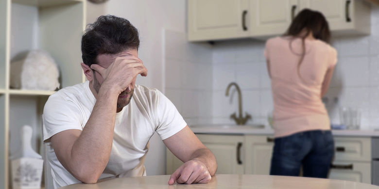 Depressione postnatale La nascita di un bambino è un evento meraviglioso per i genitori. Tuttavia, sia le madri che i padri possono soffrire di depressione postnatale. PND inizia durante il primo anno dopo la nascita e non deve essere confuso con la depressione post-partum, noto anche come giorni piangenti o blues bambino.