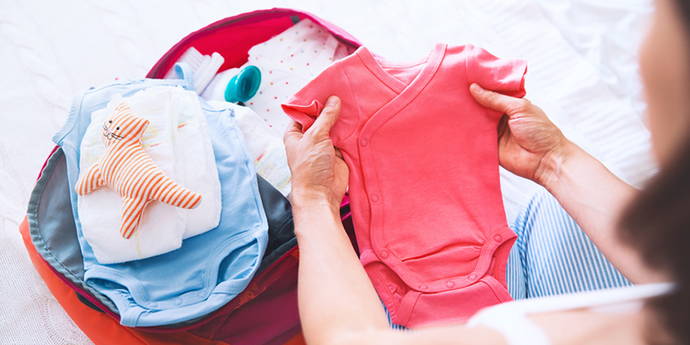 34. Schwangerschaftswoche 34. Schwangerschaftswoche. Checkliste Spitalkoffer. Haben Sie schon erste Überlegungen angestellt, was Sie mitnehmen? Als Erstgebärende sind Sie vielleicht ein bisschen unsicher, was in den Koffer gehört und was nicht. Für, während und nach der Geburt. Benötigte Dokumente.