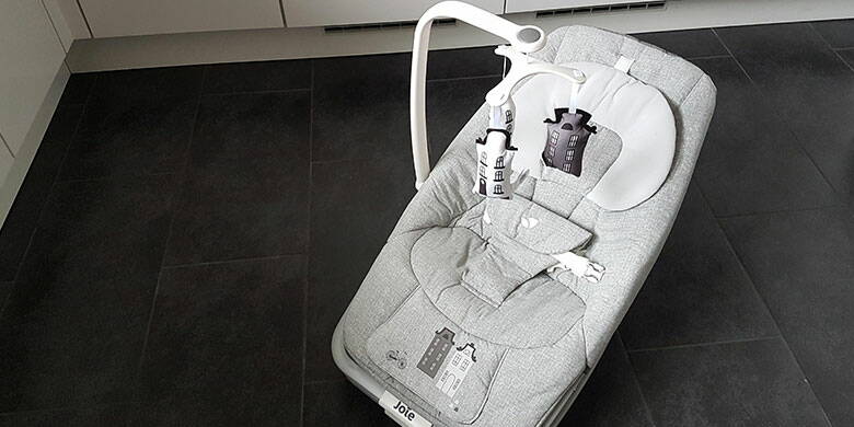 Joie i-Spin 360 Wettbewerb Schwangerschaftskalender – Melden Sie sich jetzt für unseren kostenlosen wöchentlichen Schwangerschaftsnewsletter an und gewinnen Sie mit etwas Glück eine superpraktische Babywippe dreamer™ (einsetzbar ab Geburt bis 15 kg, Design nach Wahl), gesponsert von der Firma Joie Baby Schweiz.